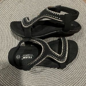 Size 1 -  Girls Sandals